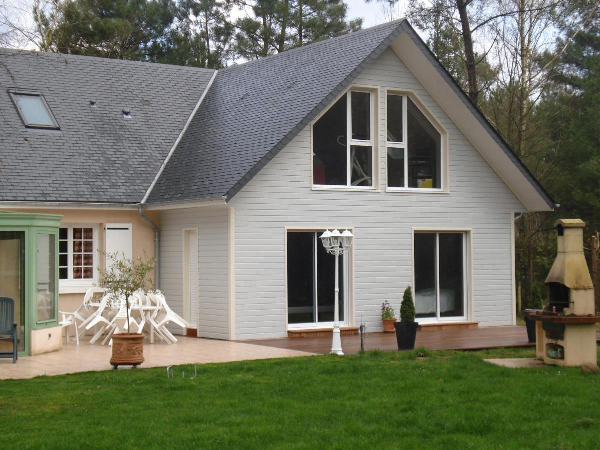 B&B La Foret De Charmeuse Ruaudin Exteriér fotografie