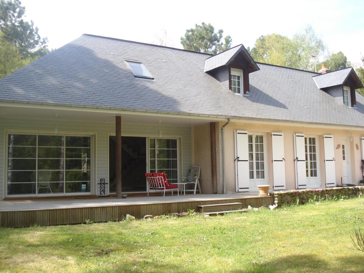 B&B La Foret De Charmeuse Ruaudin Exteriér fotografie